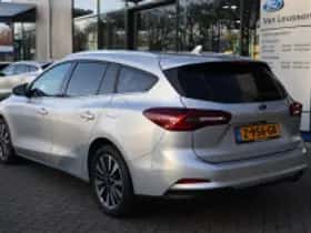 Ford Focus (2024) thumbnail 3