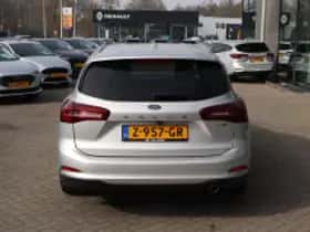 Ford Focus (2024) thumbnail 4
