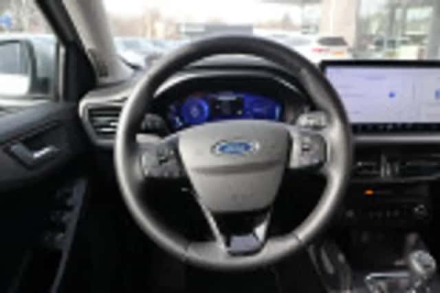 Ford Focus (2024) thumbnail 60
