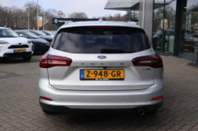Ford Focus (2024) thumbnail 4