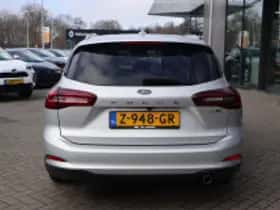 Ford Focus (2024) thumbnail 4
