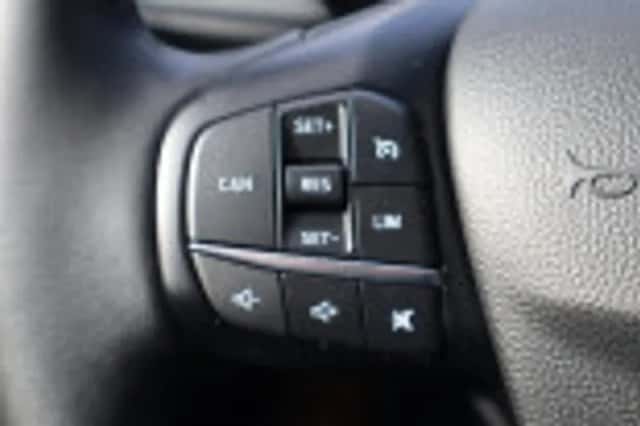 Ford Focus (2024) thumbnail 61