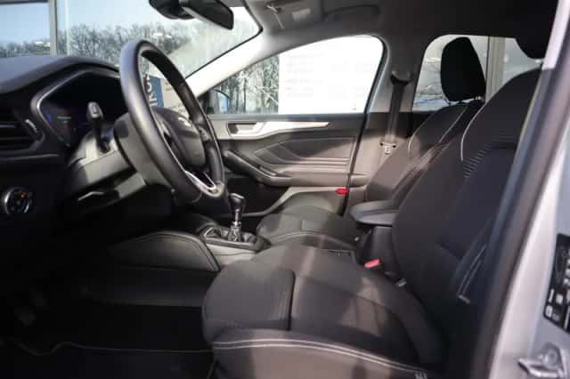 Ford Focus (2024) thumbnail 24