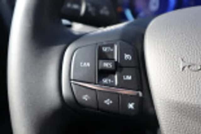 Ford Focus (2024) thumbnail 60