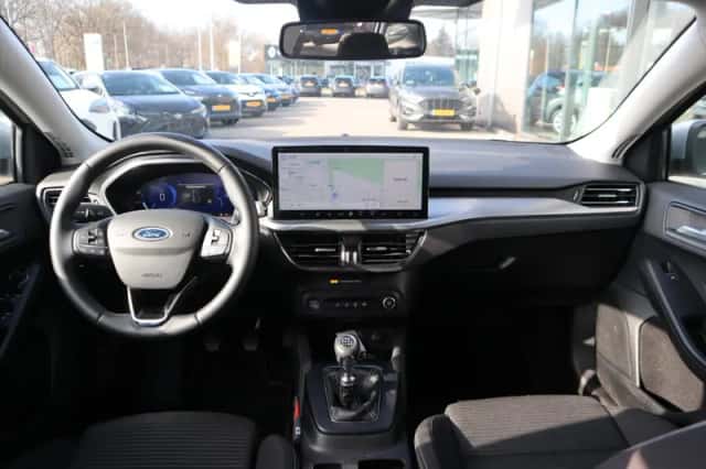 Ford Focus (2024) thumbnail 23