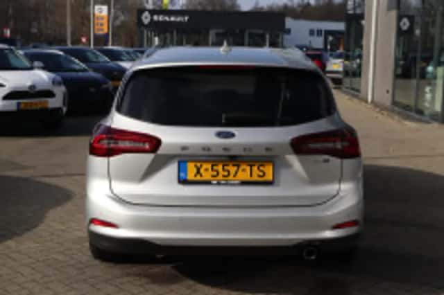 Ford Focus (2024) thumbnail 4