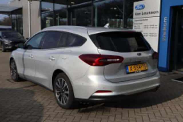 Ford Focus (2024) thumbnail 3