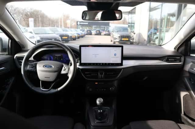 Ford Focus (2024) thumbnail 23