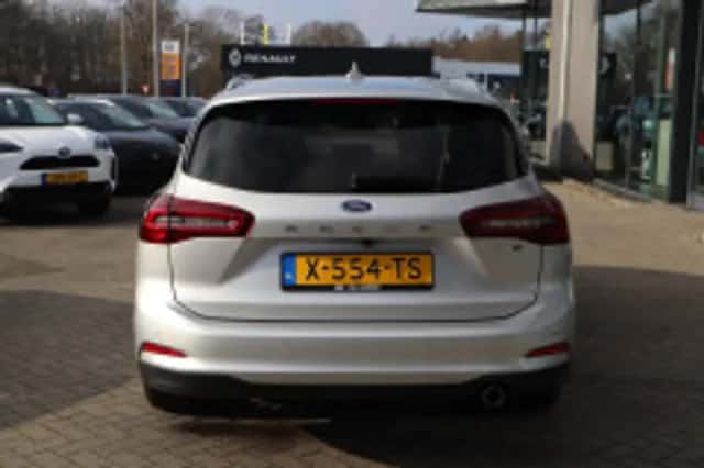 Ford Focus (2024) thumbnail 4