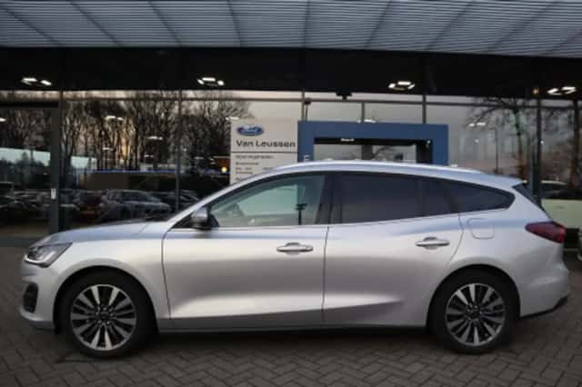 Ford Focus (2024) thumbnail 2