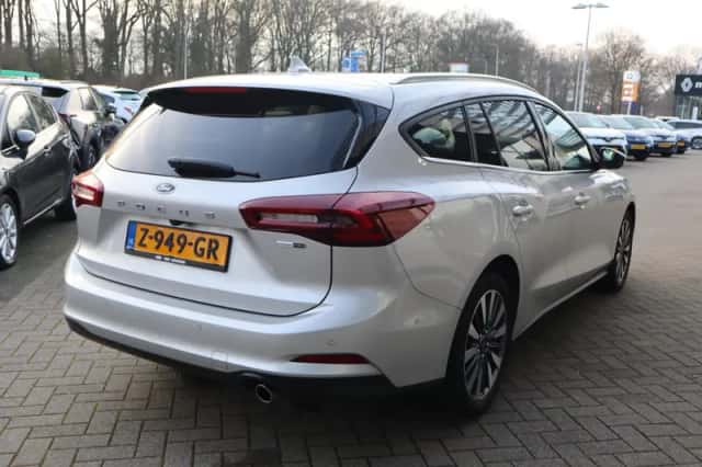 Ford Focus (2024) thumbnail 12