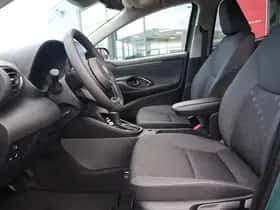Toyota Yaris (2026) thumbnail 23