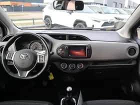 Toyota Yaris (2016) thumbnail 20