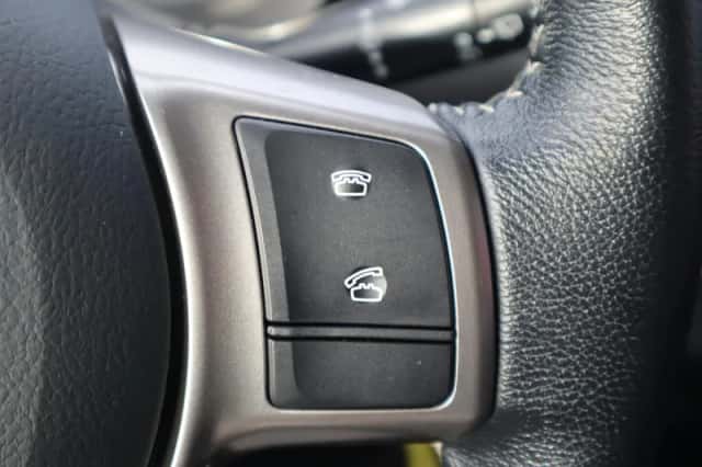 Toyota Yaris (2016) thumbnail 25