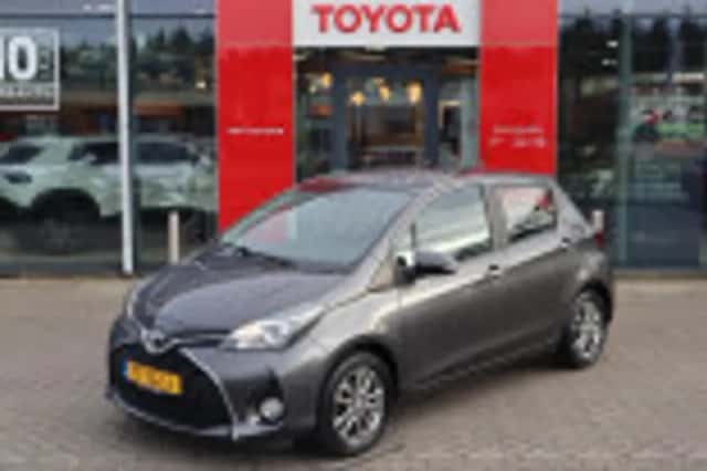 Toyota Yaris (2016) thumbnail 35