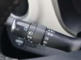 Toyota Yaris (2016) thumbnail 54