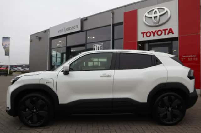 Toyota Urban cruiser (2026) thumbnail 2