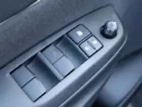 Toyota Yaris Cross (2025) thumbnail 57