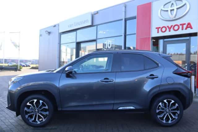 Toyota Yaris Cross (2025) thumbnail 2