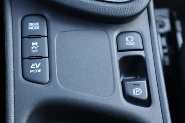 Toyota Yaris Cross (2025) thumbnail 38