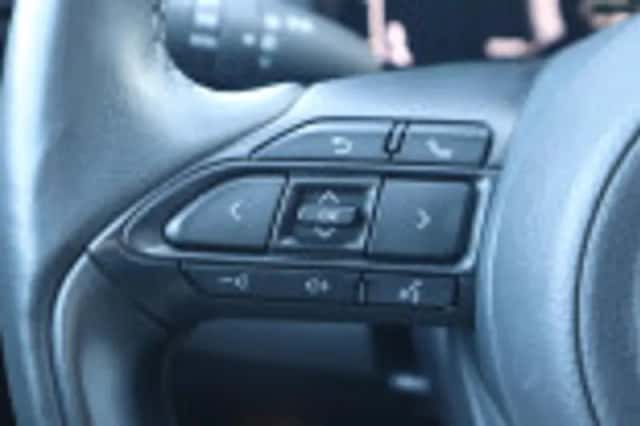 Toyota Yaris Cross (2025) thumbnail 60