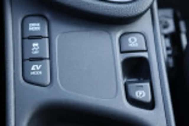 Toyota Yaris Cross (2025) thumbnail 72