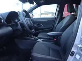 Toyota Yaris Cross (2025) thumbnail 20