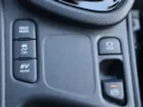 Toyota Yaris Cross (2025) thumbnail 65