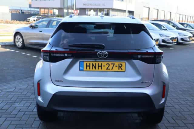Toyota Yaris Cross (2025) thumbnail 75