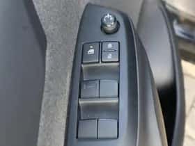 Toyota Yaris Cross (2022) thumbnail 25