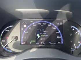 Toyota Yaris Cross (2022) thumbnail 32