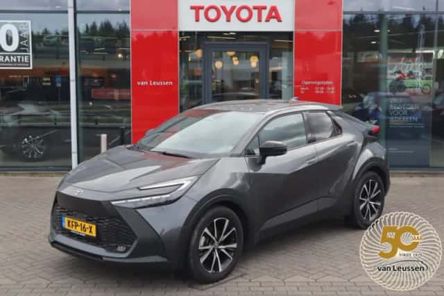 Toyota C hr (2024) thumbnail 1
