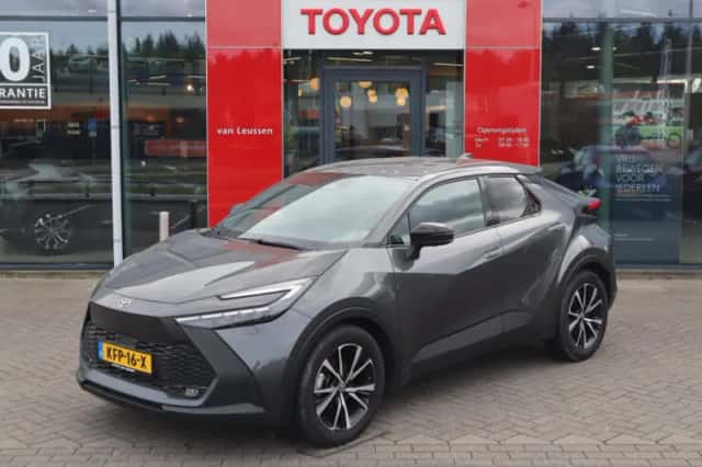 Toyota C hr (2024) thumbnail 1