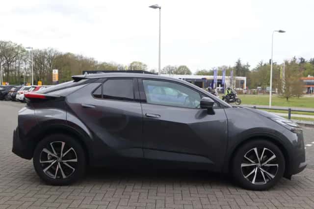 Toyota C hr (2024) thumbnail 14