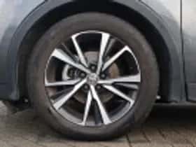 Toyota C hr (2024) thumbnail 56
