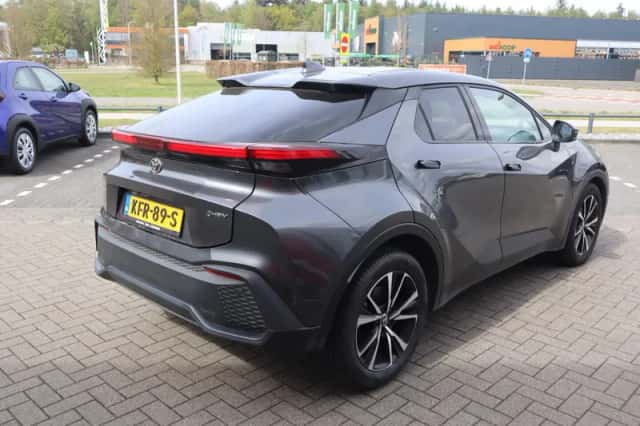 Toyota C hr (2024) thumbnail 13