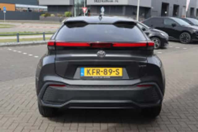 Toyota C hr (2024) thumbnail 4