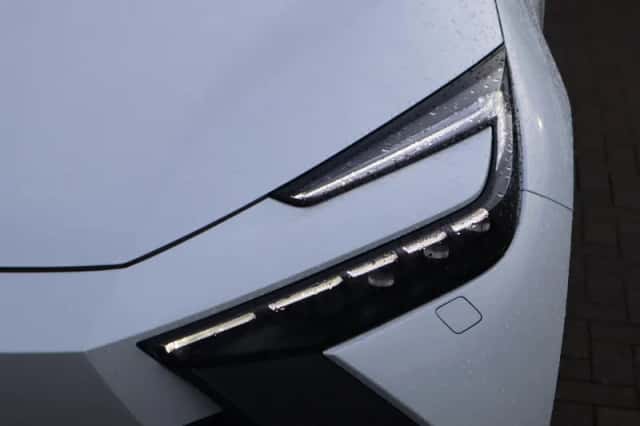 Toyota C hr (2024) thumbnail 17
