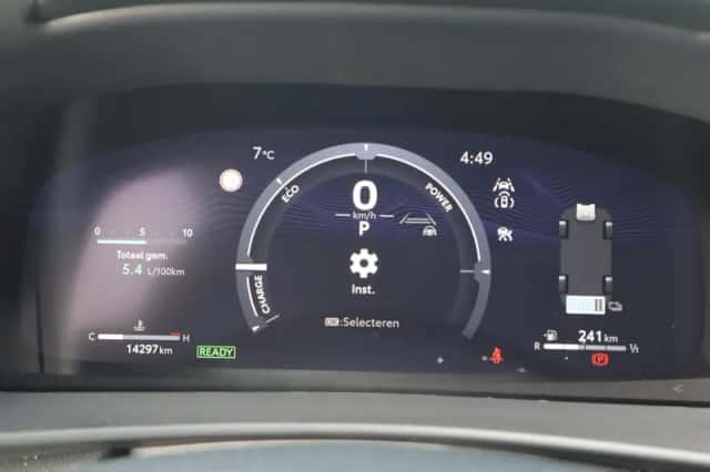 Toyota C hr (2024) thumbnail 30
