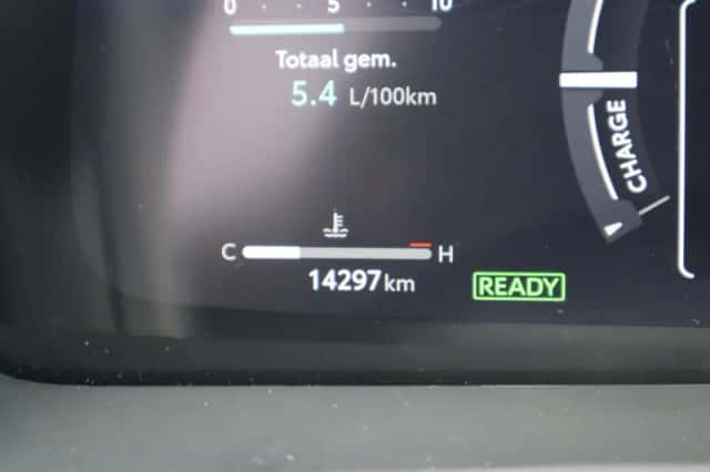 Toyota C hr (2024) thumbnail 31