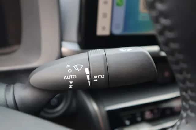 Toyota C hr (2024) thumbnail 35