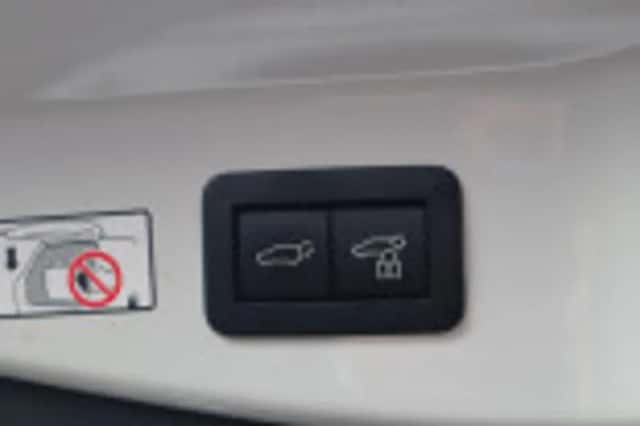 Toyota C hr (2024) thumbnail 50