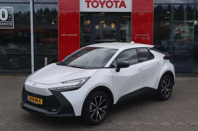 Toyota C hr (2024) thumbnail 7