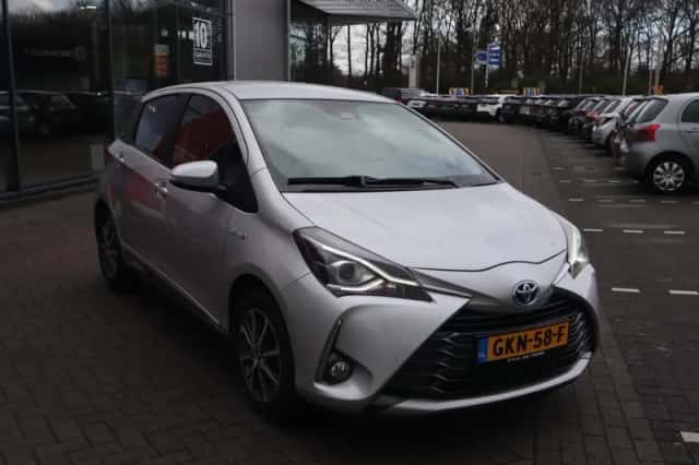Toyota Yaris (2020) thumbnail 15