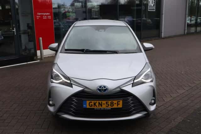 Toyota Yaris (2020) thumbnail 16