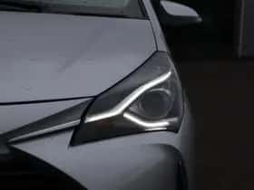 Toyota Yaris (2020) thumbnail 17