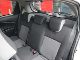 Toyota Yaris (2020) thumbnail 21