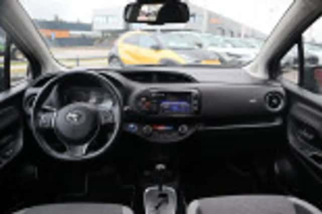 Toyota Yaris (2020) thumbnail 61