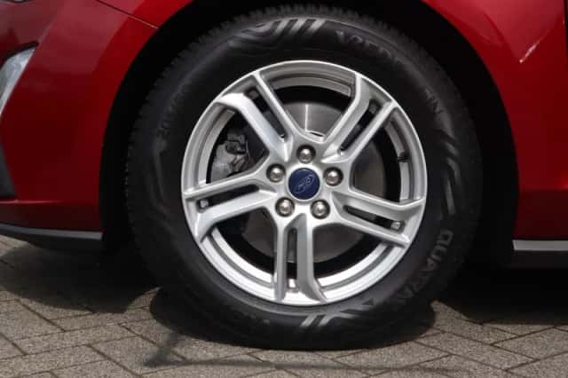 Ford Focus (2019) thumbnail 17