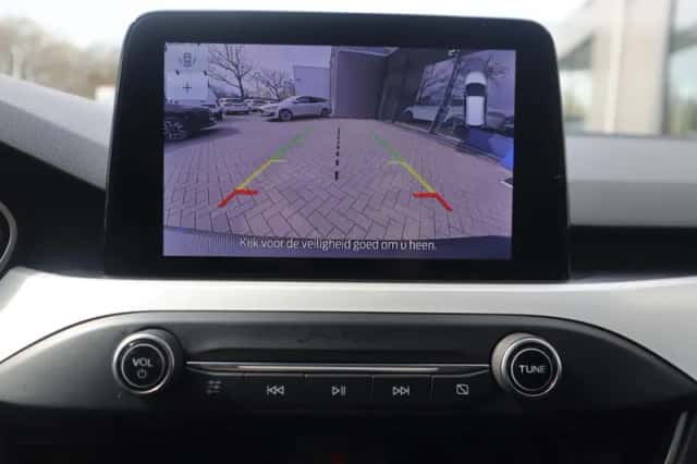 Ford Focus (2019) thumbnail 33